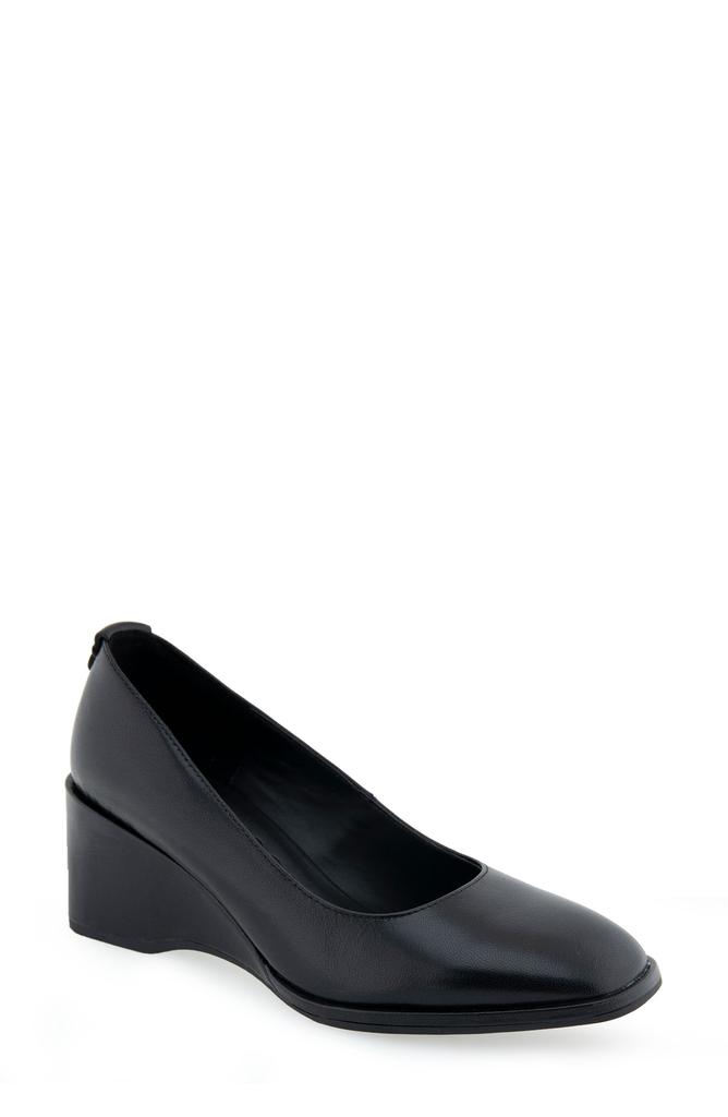 Aerosoles Aurora Wedge Pump