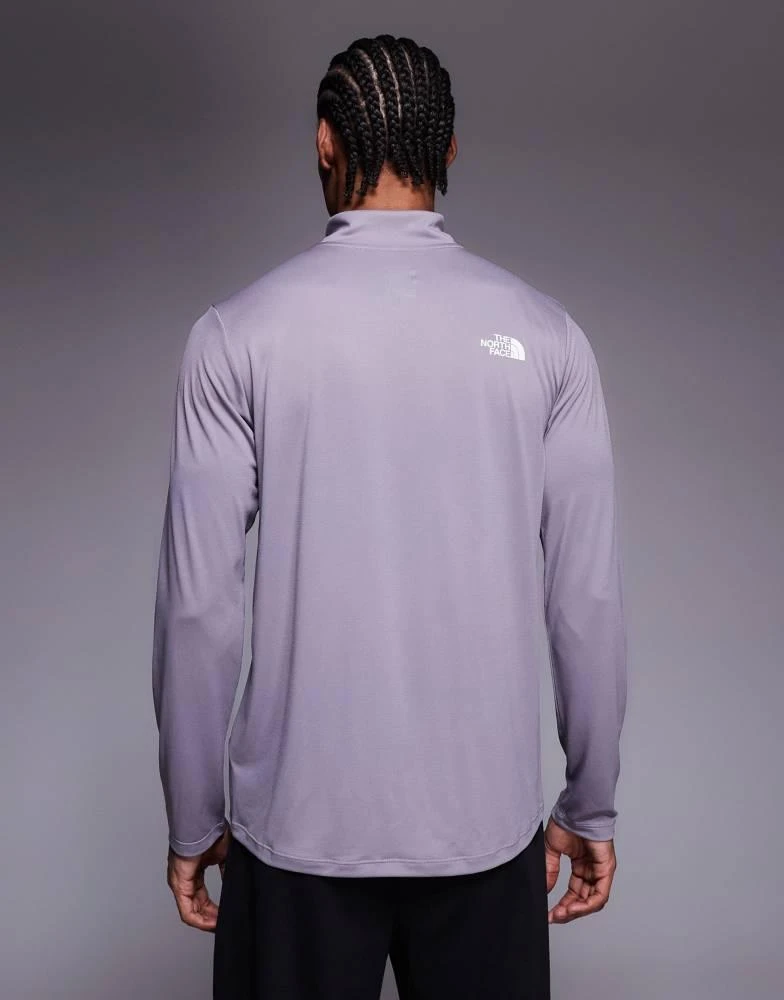 The North Face The North Face Training 24/7 logo 1/4 top in grey 3