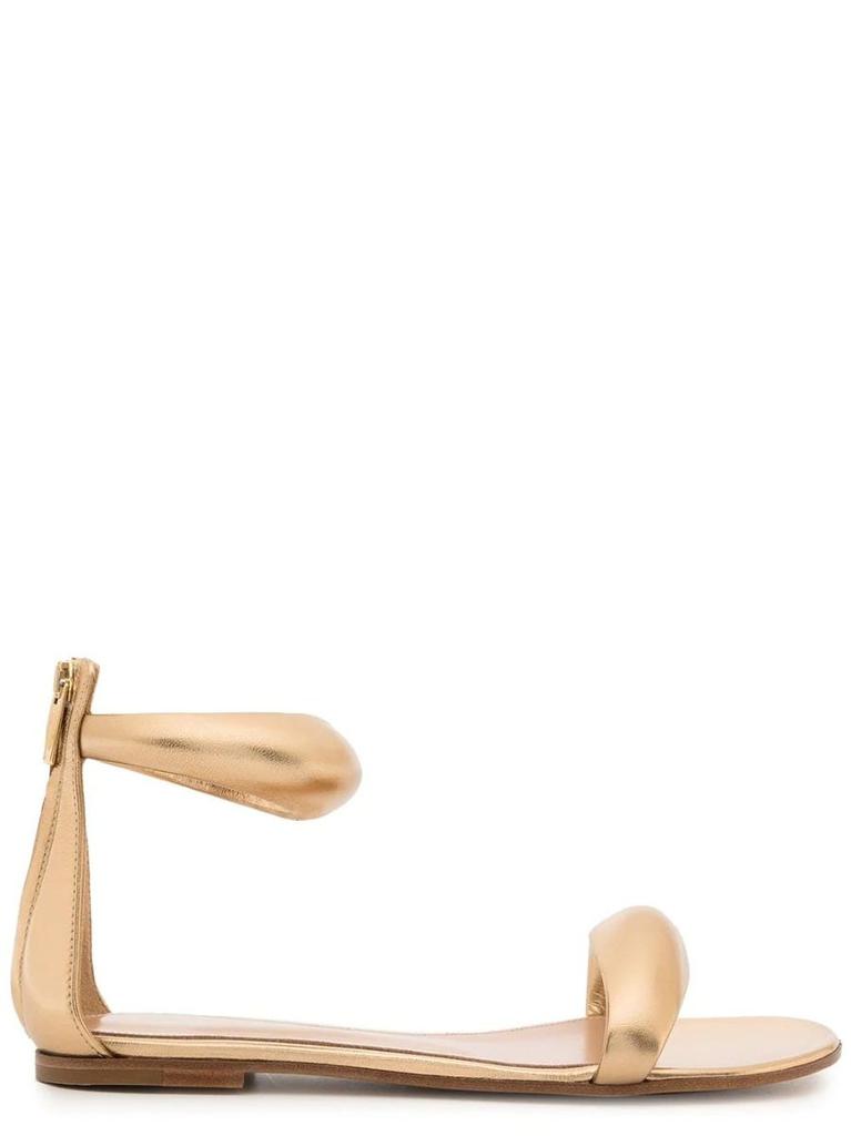 NA Gold Bijoux flat Sandals