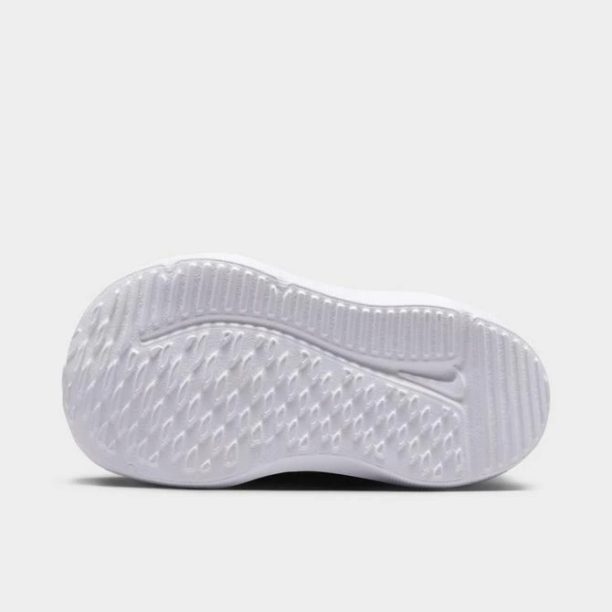 NIKE Kids' Toddler Nike Cosmic Runner Stretch Lace Casual Shoes 11