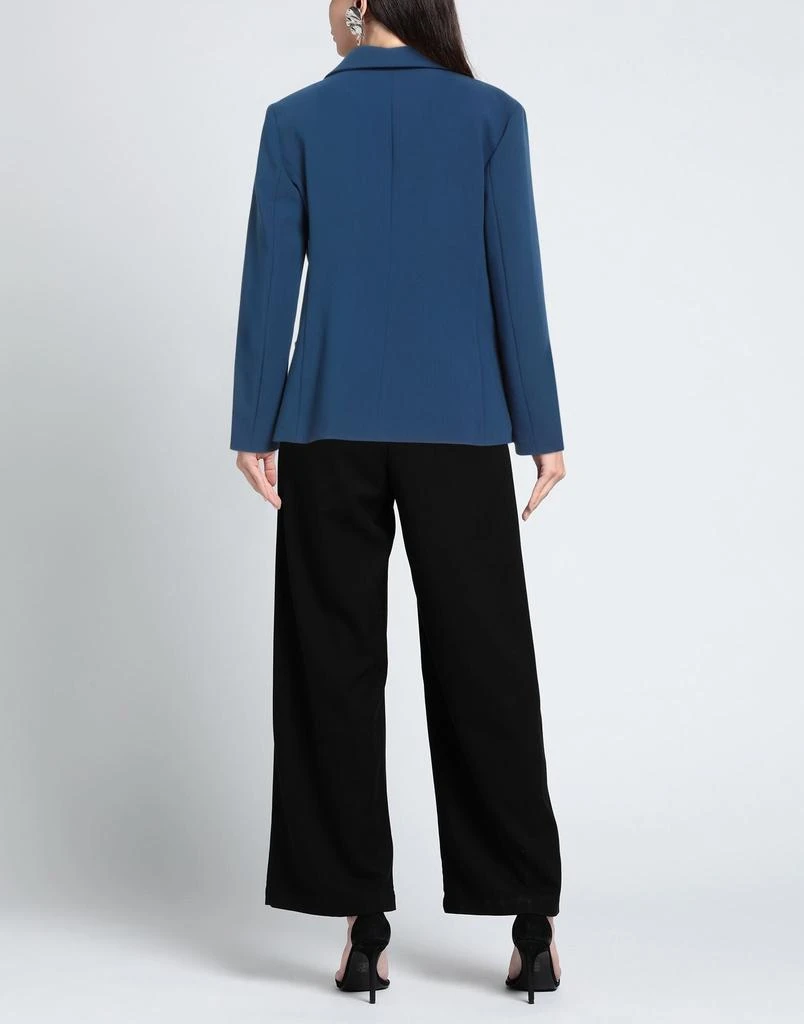 NIŪ Blazer 3