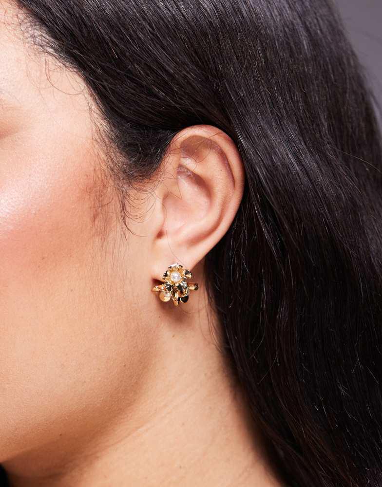 8 Other Reasons 8 Other Reasons 18ct gold plated blooming flower earrings