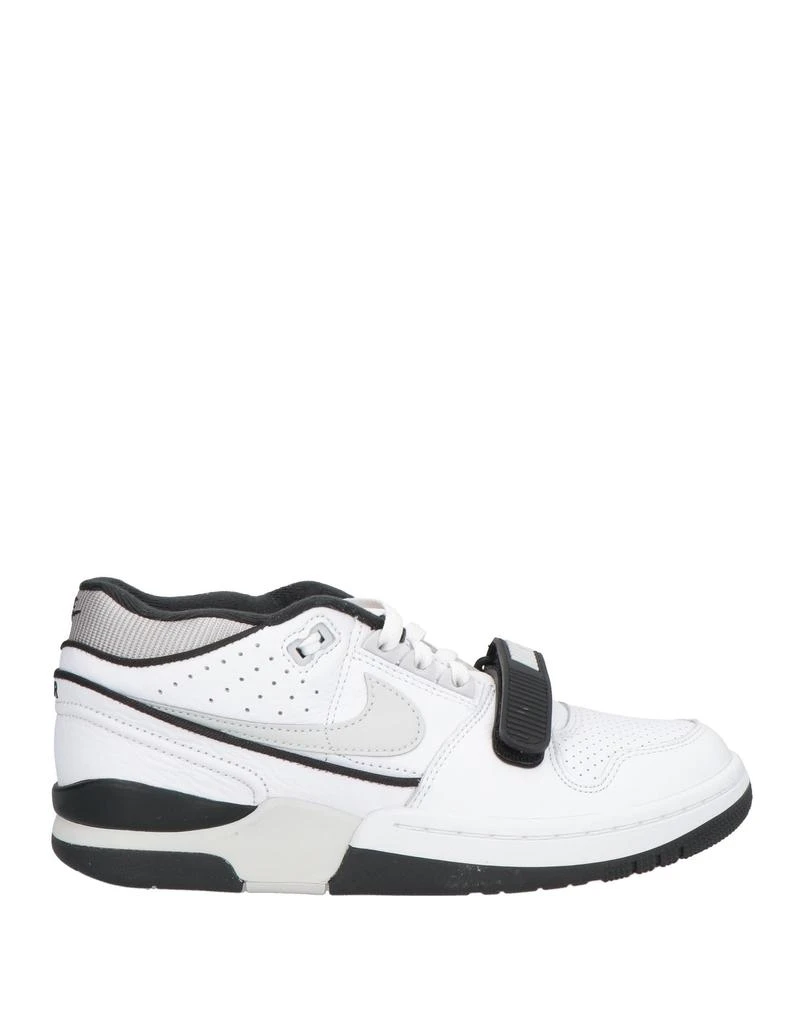 NIKE Sneakers 1