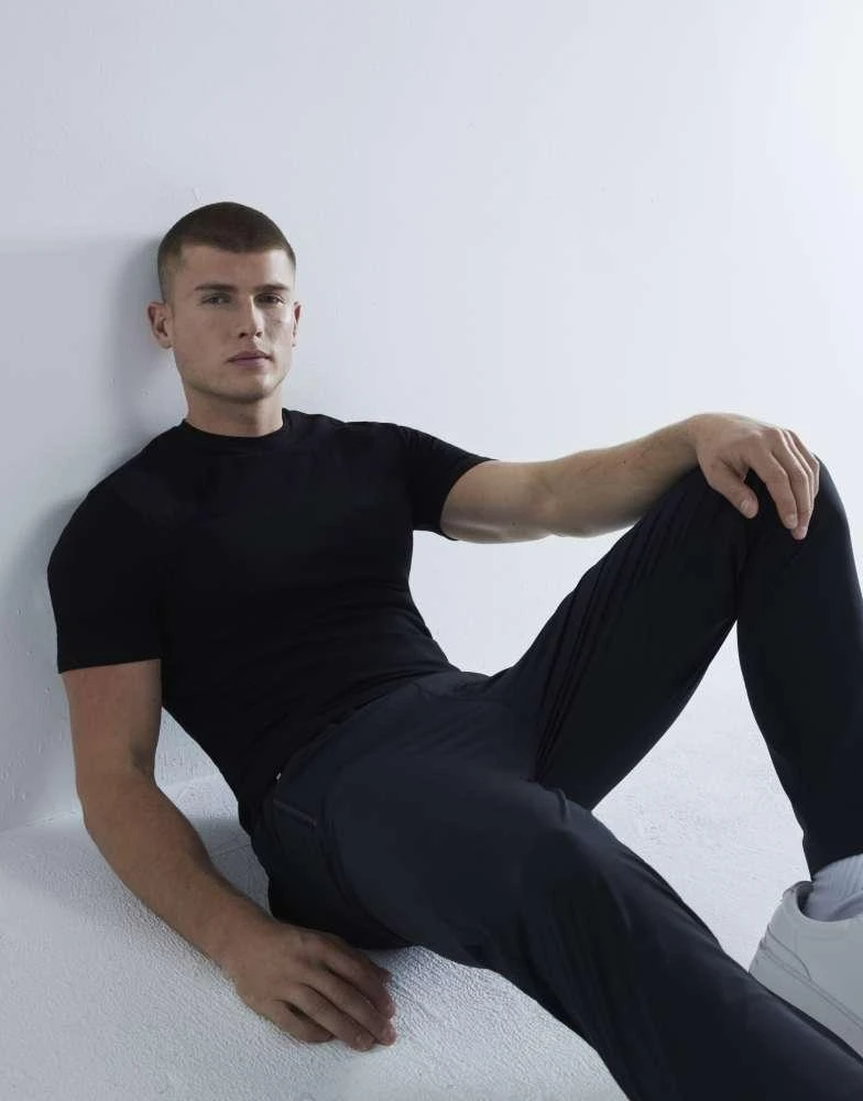 River Island River Island 3pk muscle fit short sleeve t-shirt in black 2