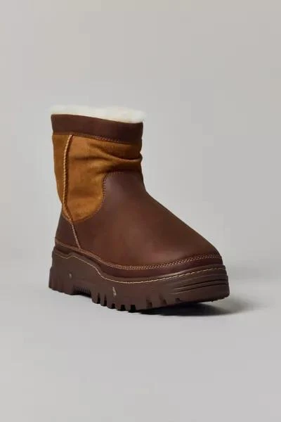 UGG UGG Men's Heritage Pull-On Trailgazer Boot 2