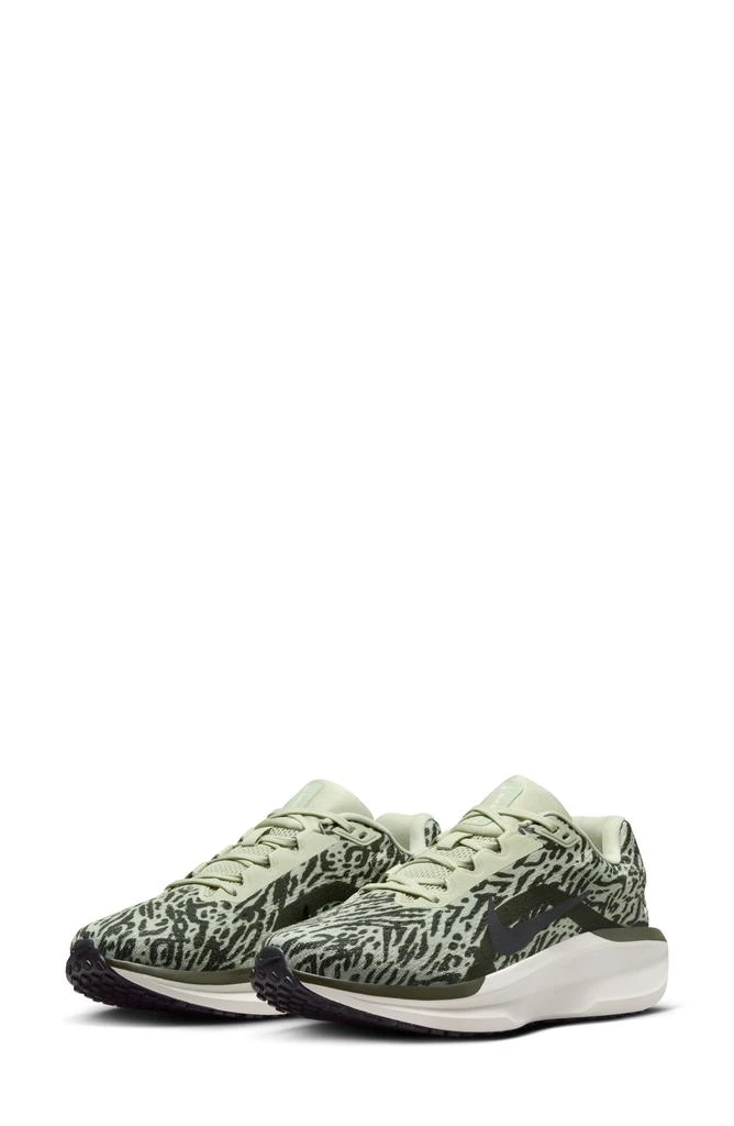 NIKE Winflo 11 Road Runner Running Shoe 1