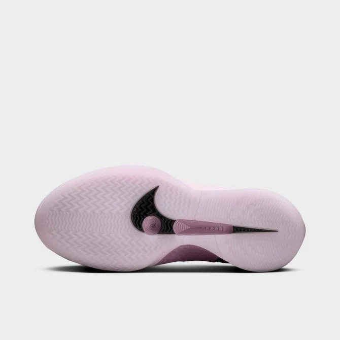 NIKE Women's Nike Sabrina 2 Basketball Shoes 6