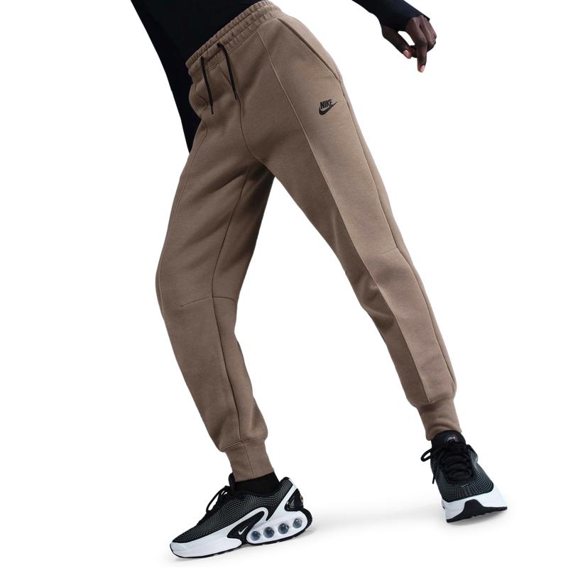 nike ladies slim joggers