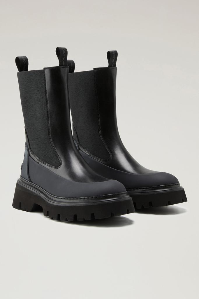 WO-FOOTWEAR Chelsea Boots with Lugged Sole - Women - Black