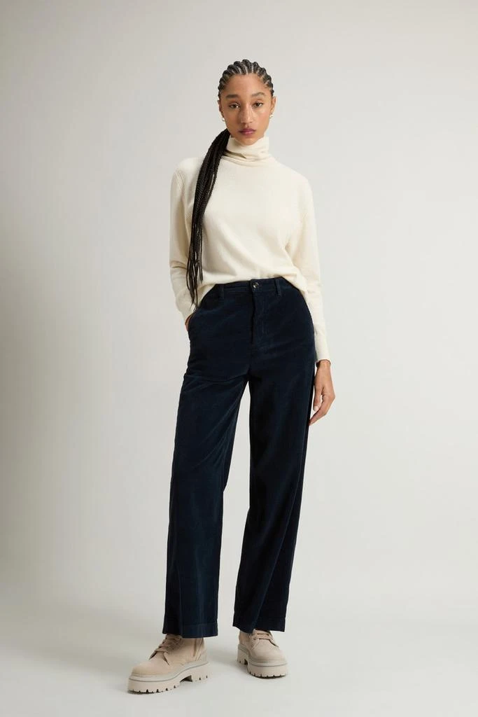 Woolrich Garment-Dyed Corduroy Pants - Women - Blue 1