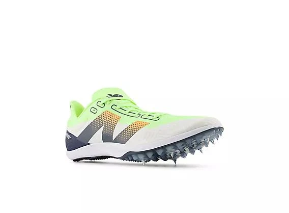 New Balance FuelCell MD500 v9 2