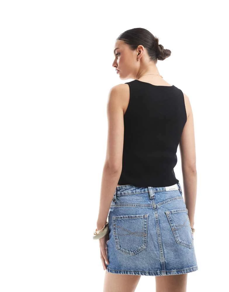 Stradivarius Stradivarius denim mini skirt in medium blue 3