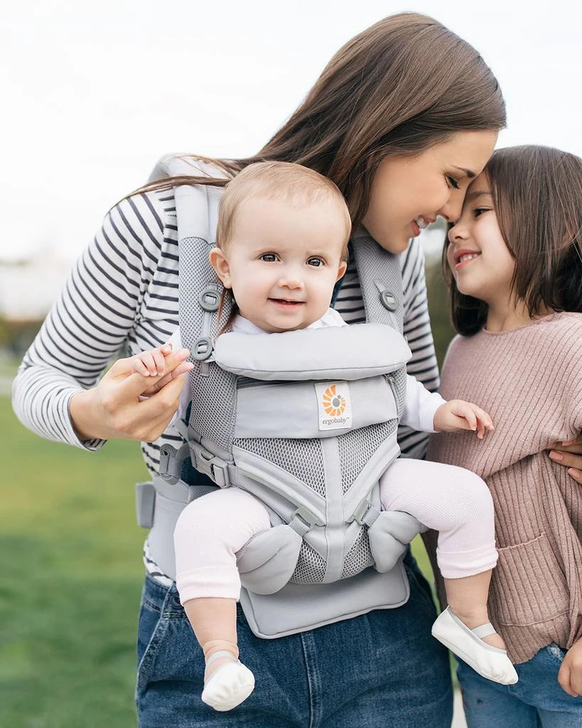 Ergobaby OMNI 360 Cool Air Mesh Carrier 4