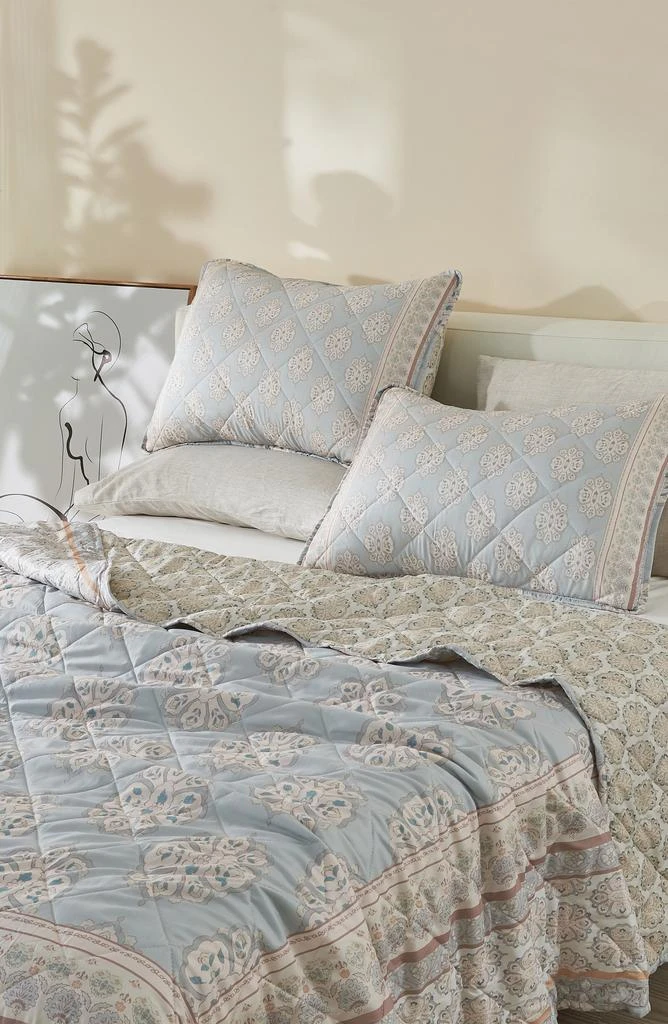 Patina Vie Maison Patina Vie Reversible Comforter & Sham Set 5