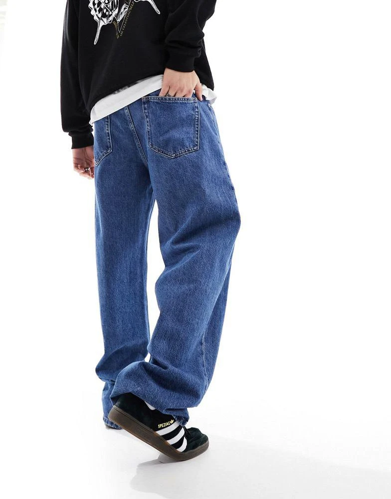 Calvin Klein Calvin Klein Jeans 90s loose jeans in mid wash 5