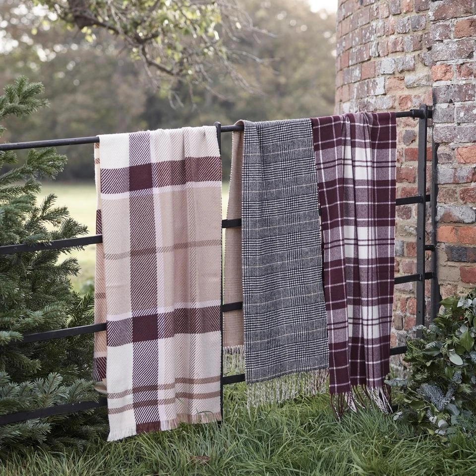 Barbour Barbour Blair Tartan Jacquard Knit Scarf 2