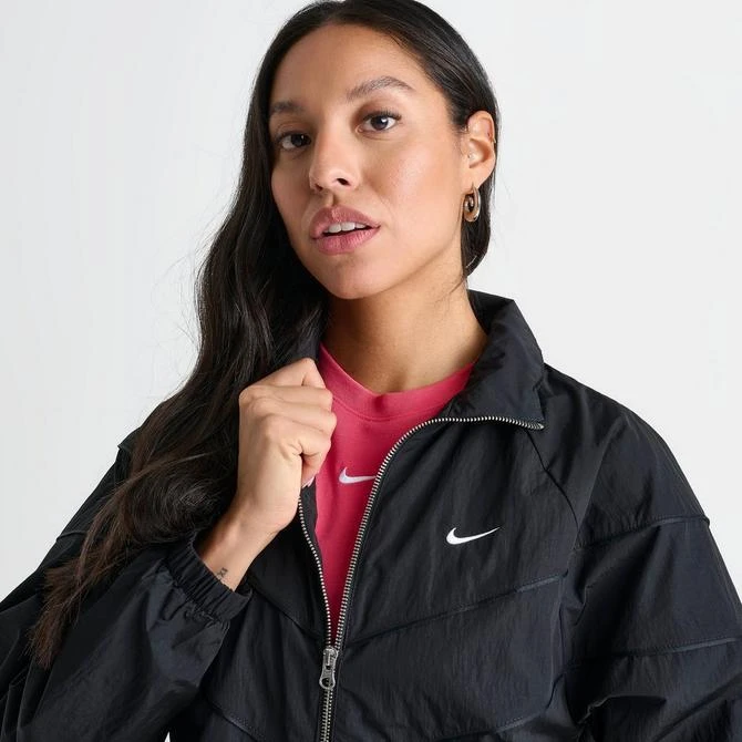 NIKE Women's Nike Windrunner Loose UV Woven Full-Zip Jacket 9