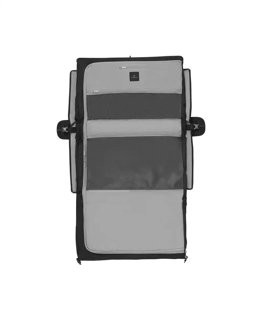 Victorinox Werks 6.0 Deluxe Tri-Fold Garment Sleeve 5
