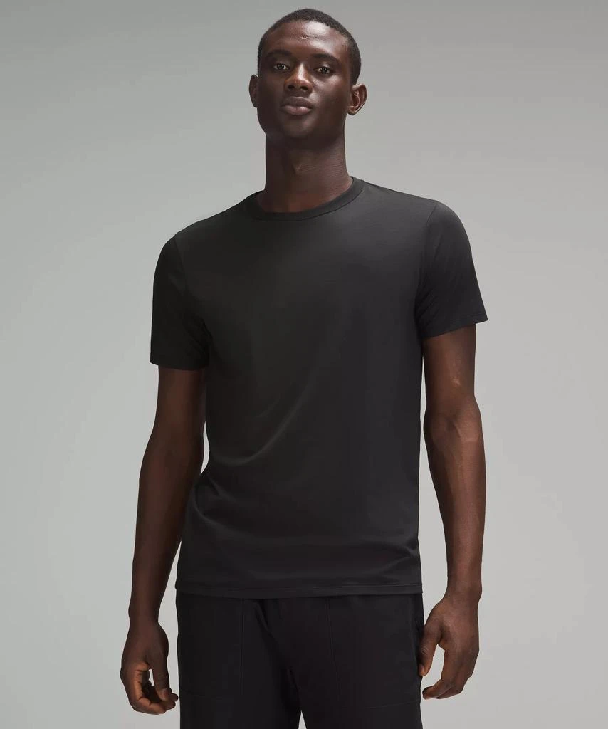 lululemon lululemon Fundamental T-Shirt 1