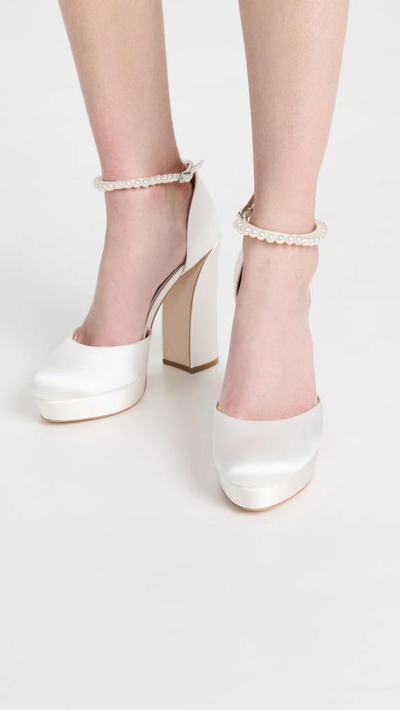 Badgley Mischka Felixa Pumps 2
