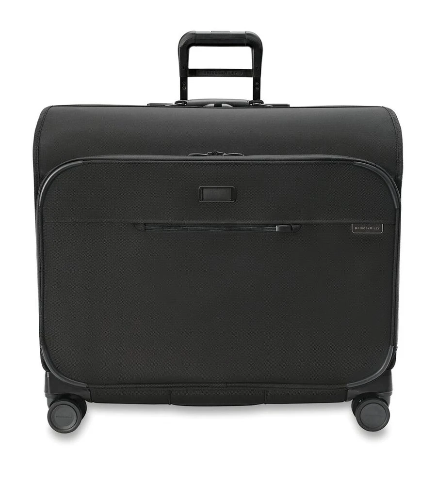 Briggs & Riley Baseline Deluxe Wardrobe Spinner (58.5cm) 1