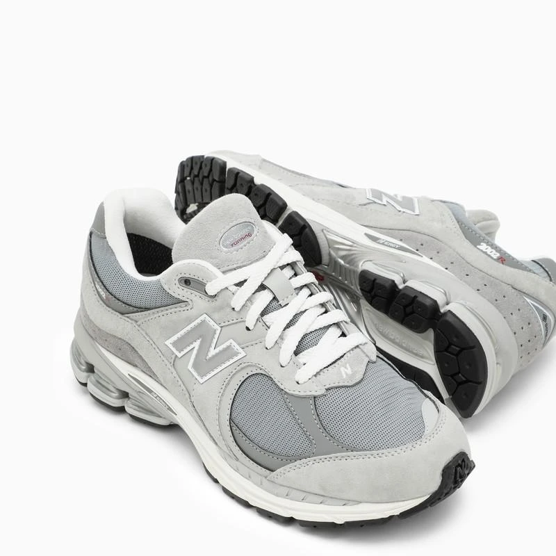 New Balance Low 2002R grey leather trainer 6