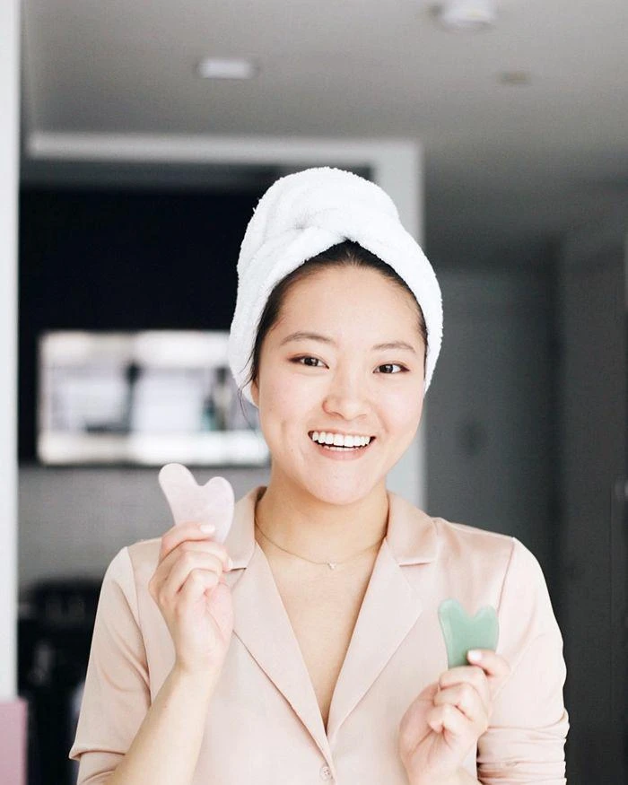 Mount Lai The Rose Quartz Gua Sha Facial Lifting Tool 5