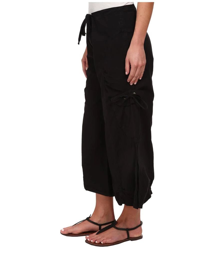 XCVI Cargo Gaucho Crop 2