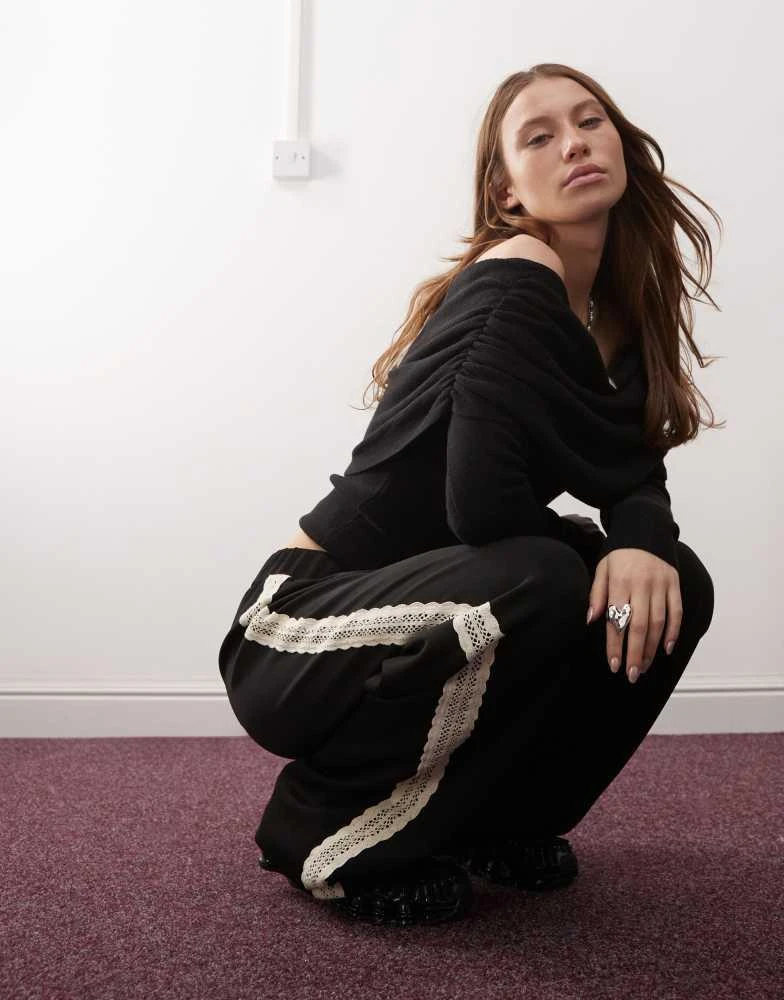 Reclaimed Vintage Reclaimed Vintage scuba lace trim jogger in black 2