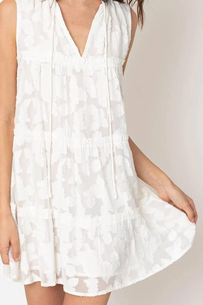 En Creme Sleeveless Burnout Dress In White 5