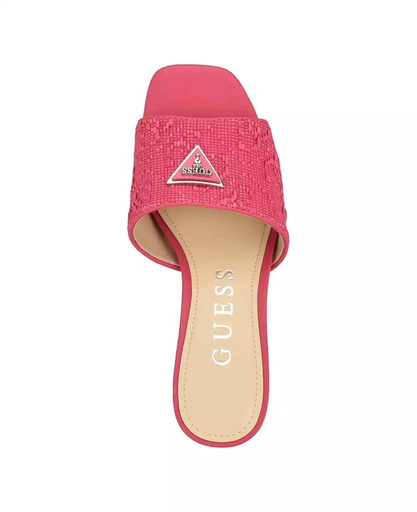 GUESS Women's Gables Block Heel Slip On One Band Sandals 4