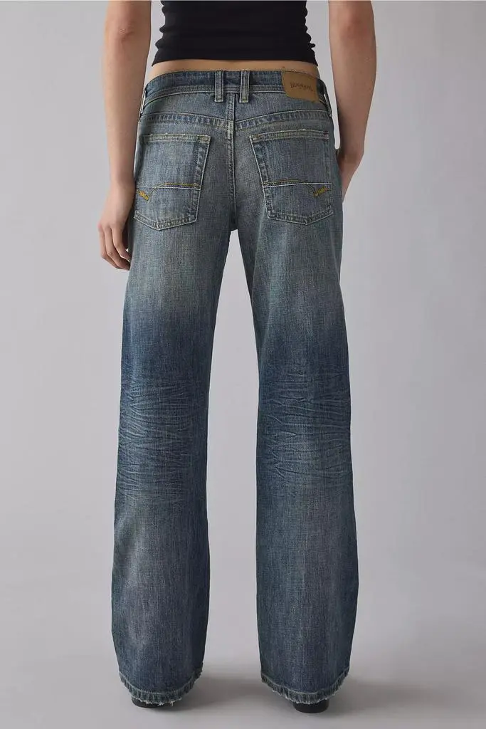 BDG BDG Teo Relaxed Low-Rise Bootcut Jeans 3
