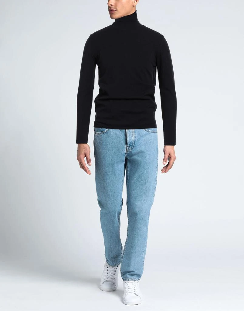 JEORDIE
S Turtleneck 2