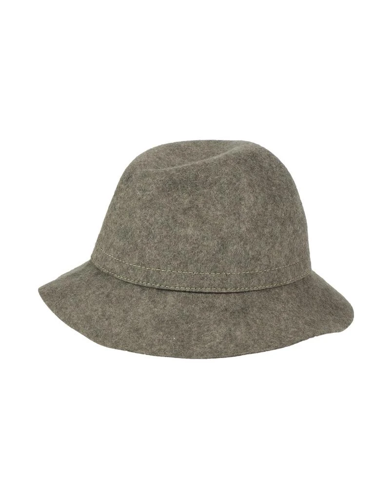 Soeur Hat 1