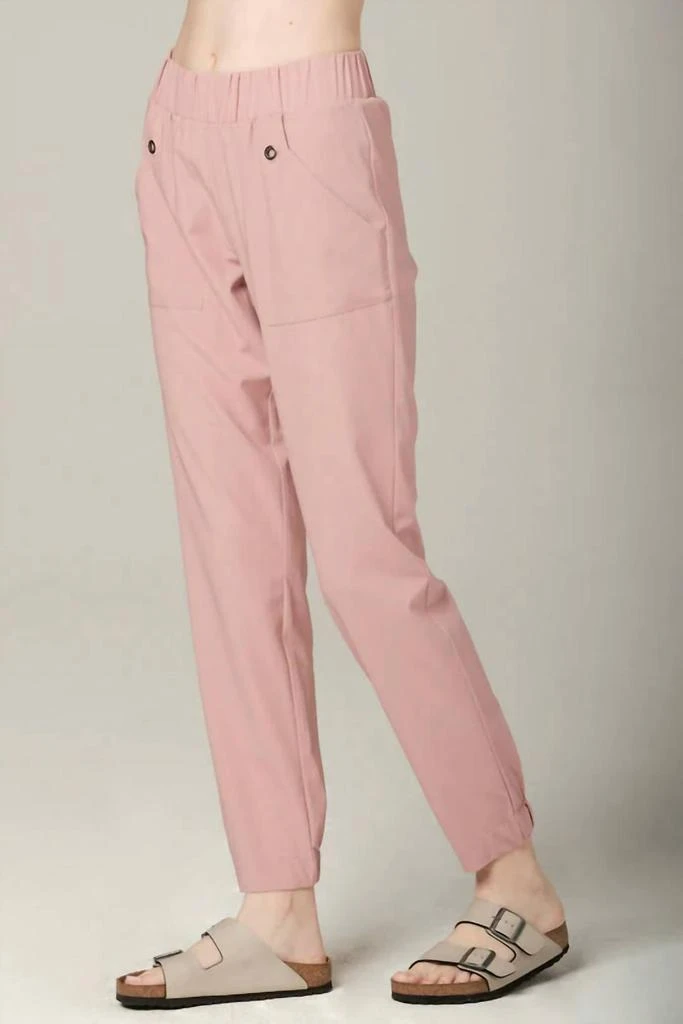 925 Fit Women's Extra Mile Waterproof Jogger Pants In Petal Pink 2
