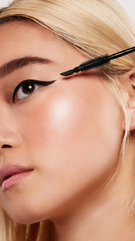 Jillian Dempsey FLYK Trick Mascara 2
