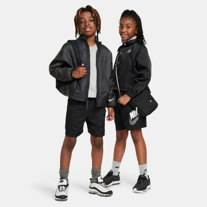 NIKE Kids' Nike Woven Shorts 2