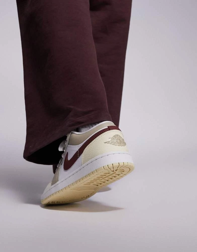 Jordan Nike Air Jordan 1 Low SE trainers in white and brown 4
