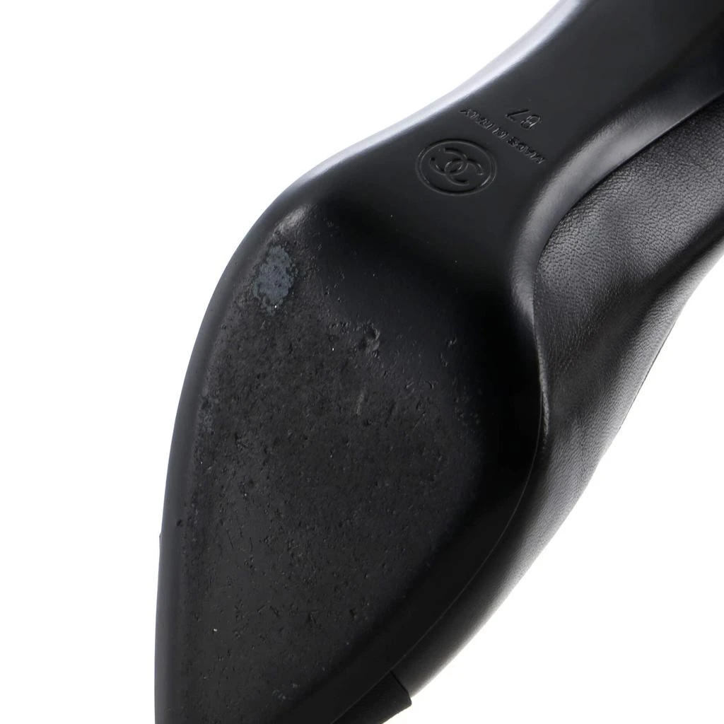 Chanel Women's Pearl Heel Pumps Leather 5