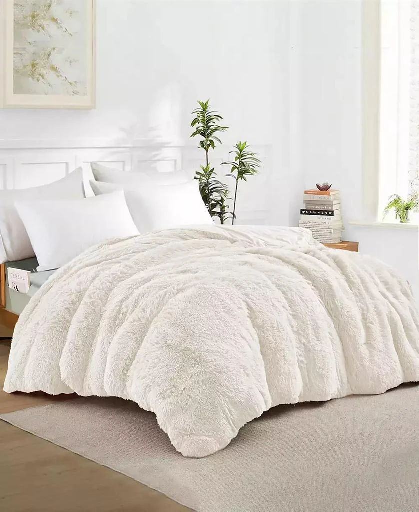 UNIKOME Plush Down Alternative Comforter 3