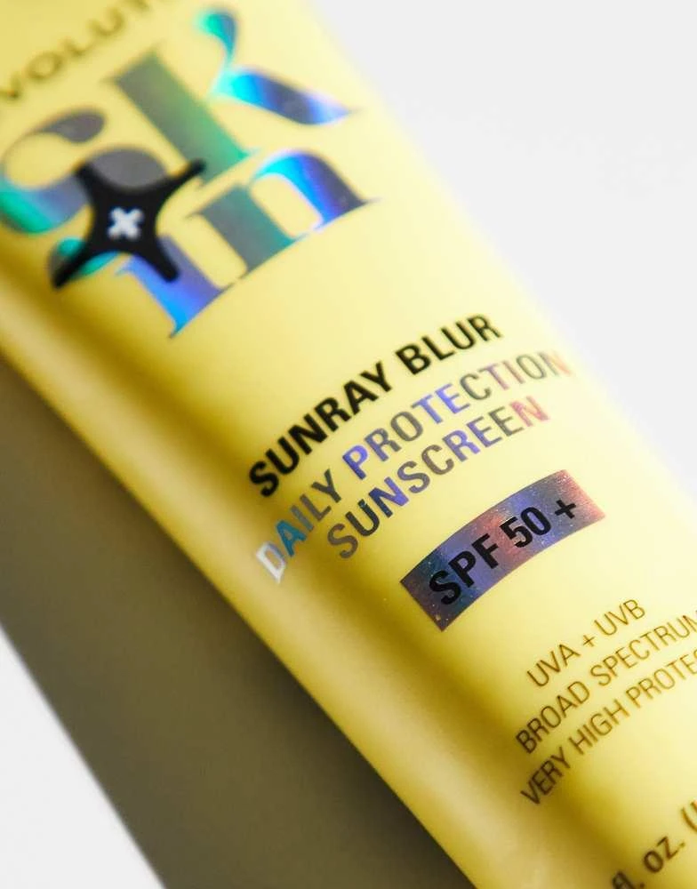Revolution Skincare Revolution Skin Sunray Blur Daily Protection Sunscreen SPF 50+ with Niacinamide 3