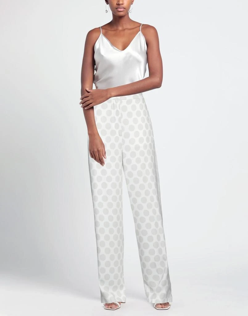 MAISON MARGIELA Casual pants 2