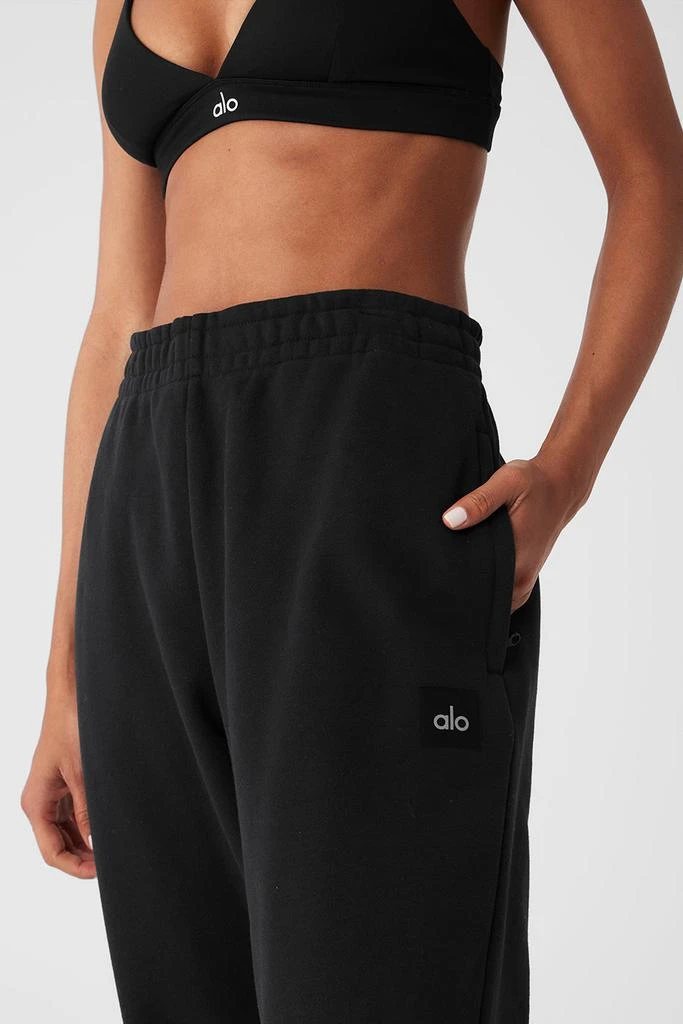 Alo Cuffed Renown Heavy Weight Sweatpant - Black 4