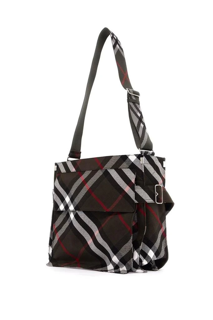 Burberry trench medium tote bag 3