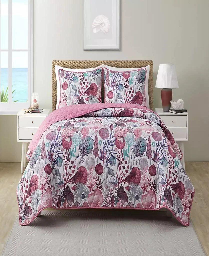 VCNY Home Ivory Coast Disperse Print Reversible 3 Piece Quilt Set 1