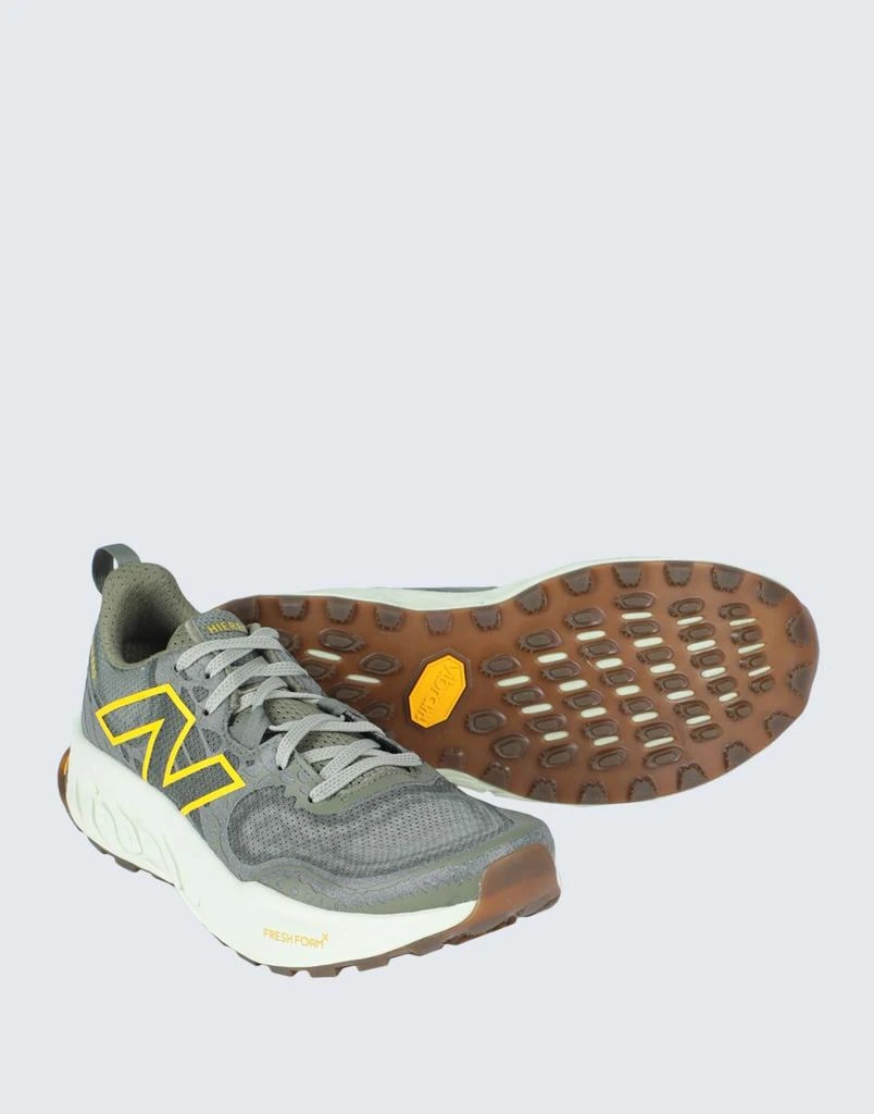 New Balance Sneakers 2