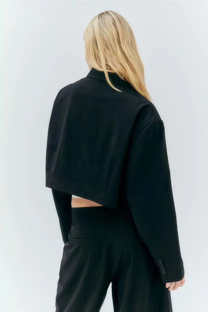 Light Before Dark Light Before Dark Cropped Oversized Blazer 4