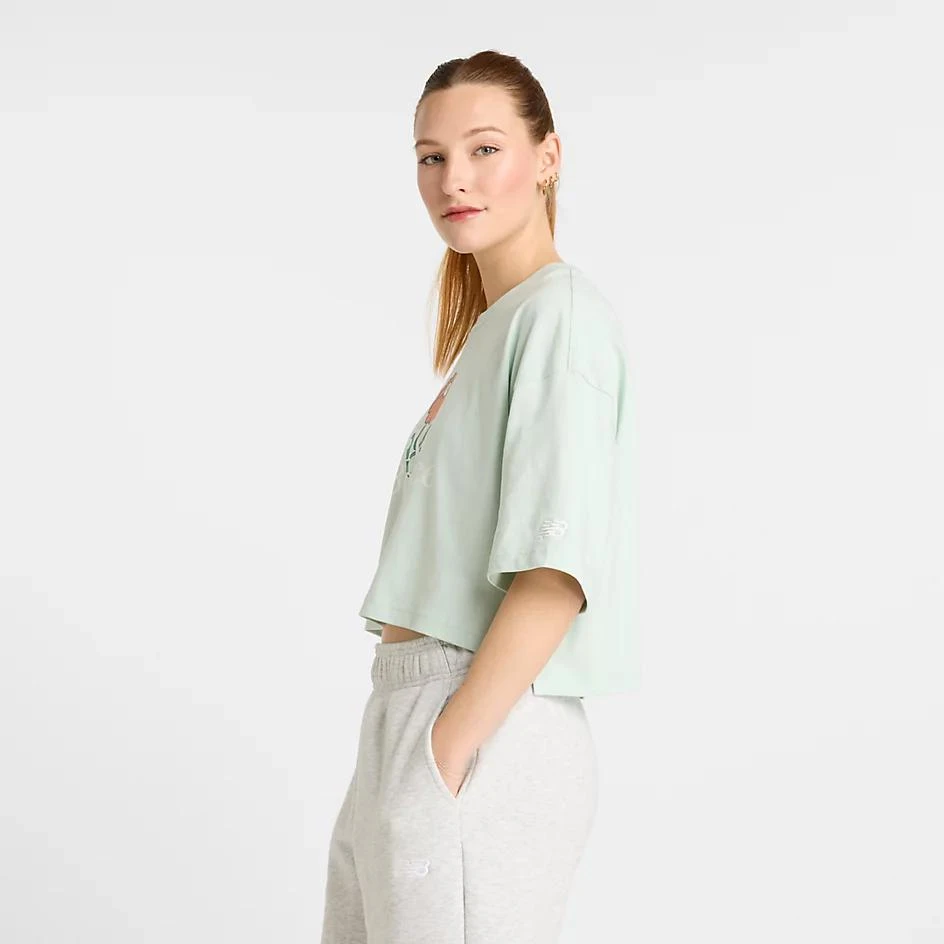 New Balance Athletics Flower Cropped T-Shirt 2