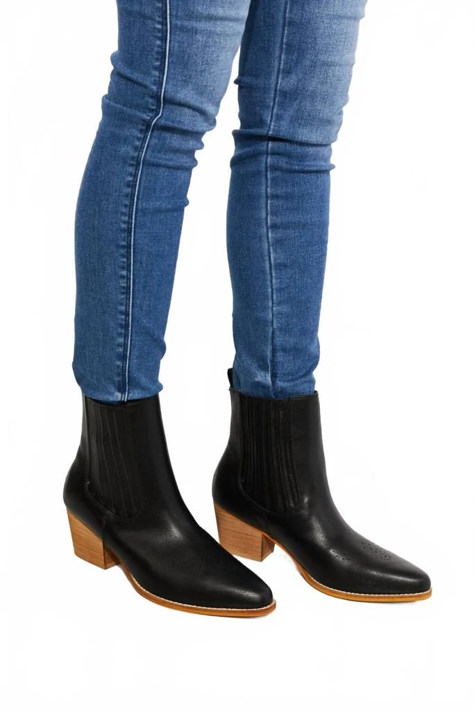 MMShoes Women's Love The Journey Chelsea Boots In Black 3