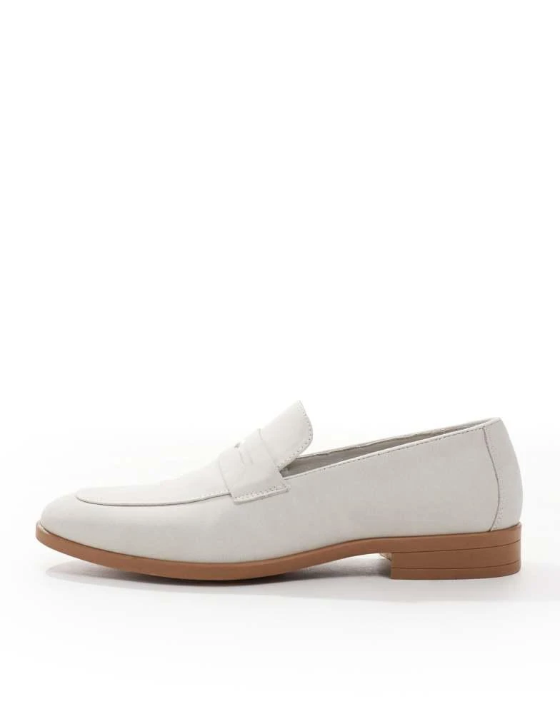 ASOS ASOS DESIGN penny loafer in light grey 2